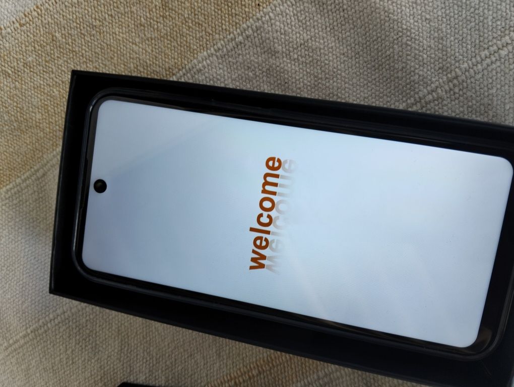 Smartphone novo impecável optimo