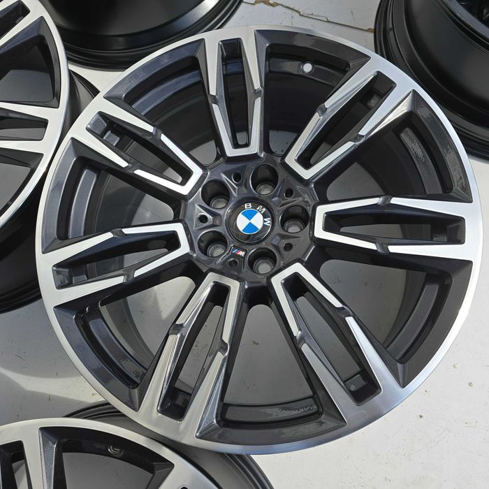 Alufelgi BMW G60 G61 MPAKIET 5X112 19'' 935M 8.5 ET29 JAK NOWE 4szt