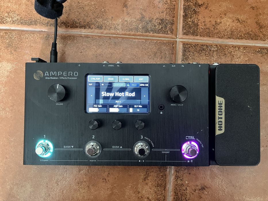 Pedaleira Hotone Ampero