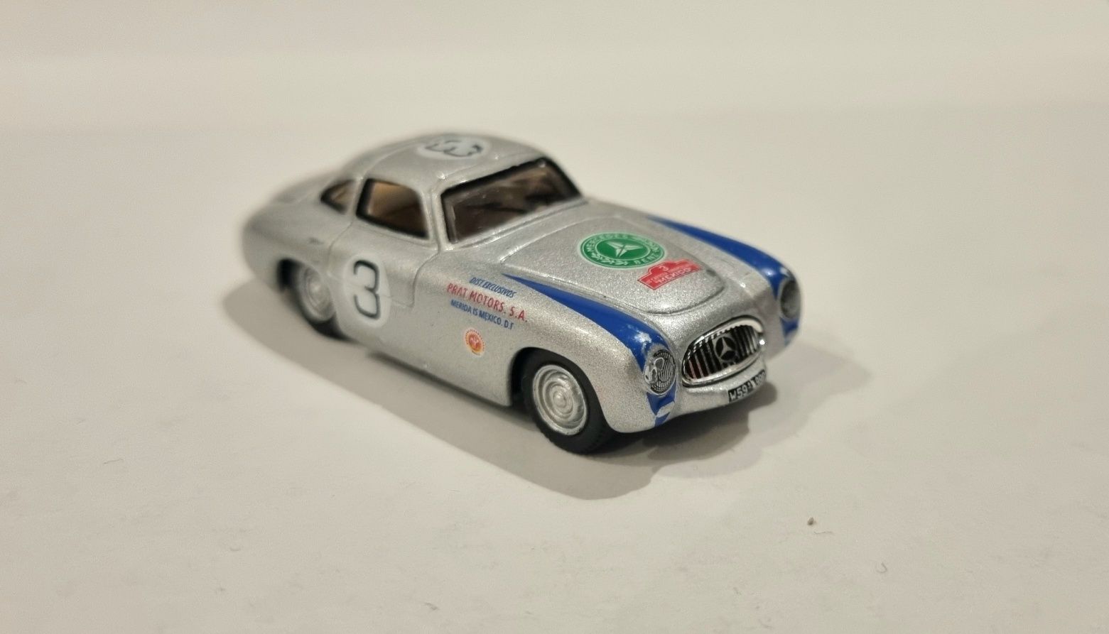 Mercedes Benz 300 SL coupe prototype Hongwell 1:72