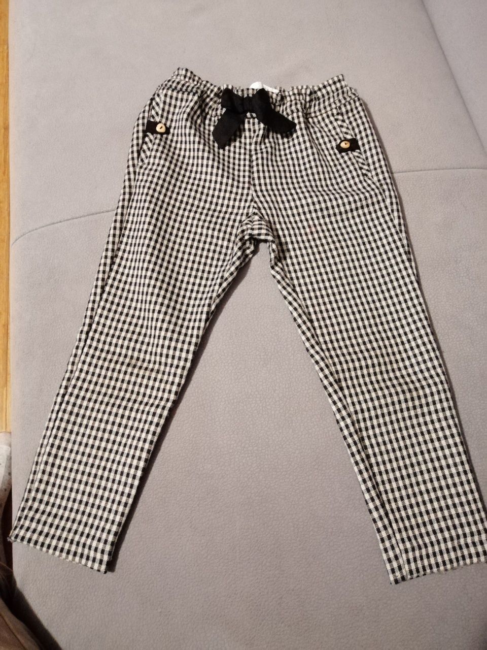 Eleganckie spodnie dla dziewczynki Zara r. 104