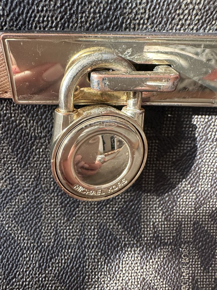 Michael kors сумка кожа сафьяно