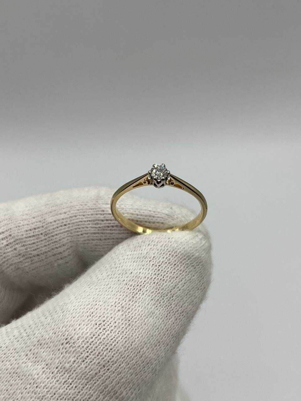Złoty pierścionek z brylantem 14K 1.50g