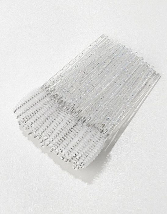 50 jednorazowych szczoteczek do rzęs