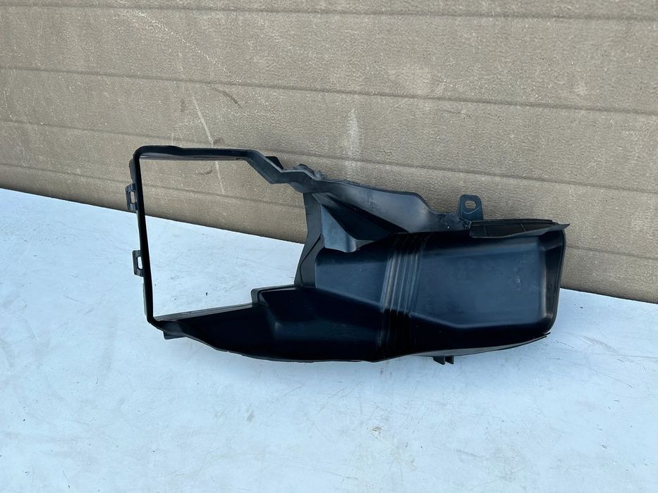 PEUGEOT 3008 II 5008 II KIEROWNICA WLOT POWIETRZA INTERCOOLER 9811359480
