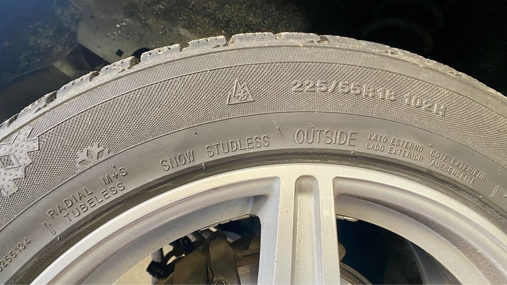 Kumho I’Zen 225/55 R18