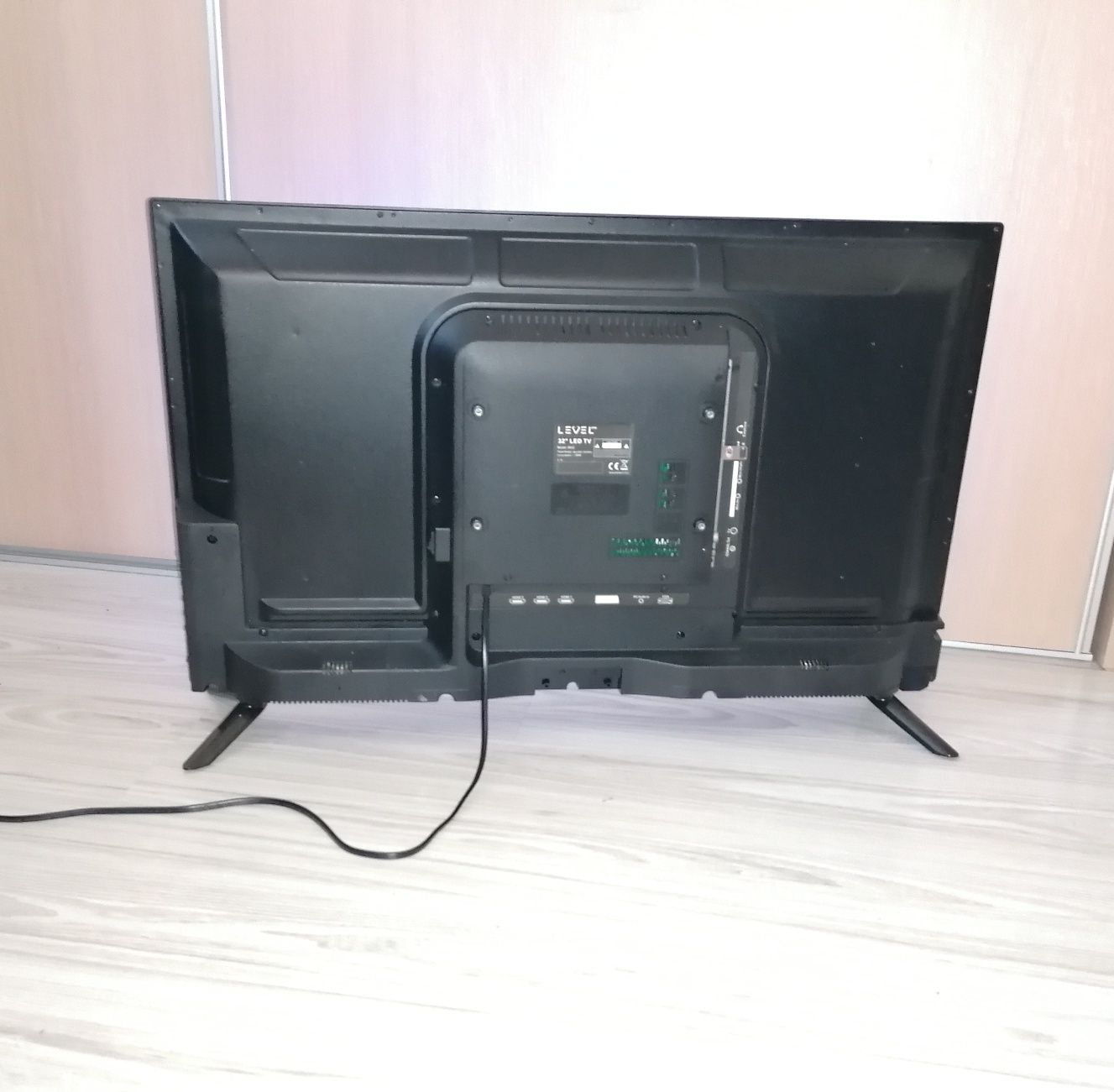 Telewizor LED 32" Level One 5632 vga, HDMI
