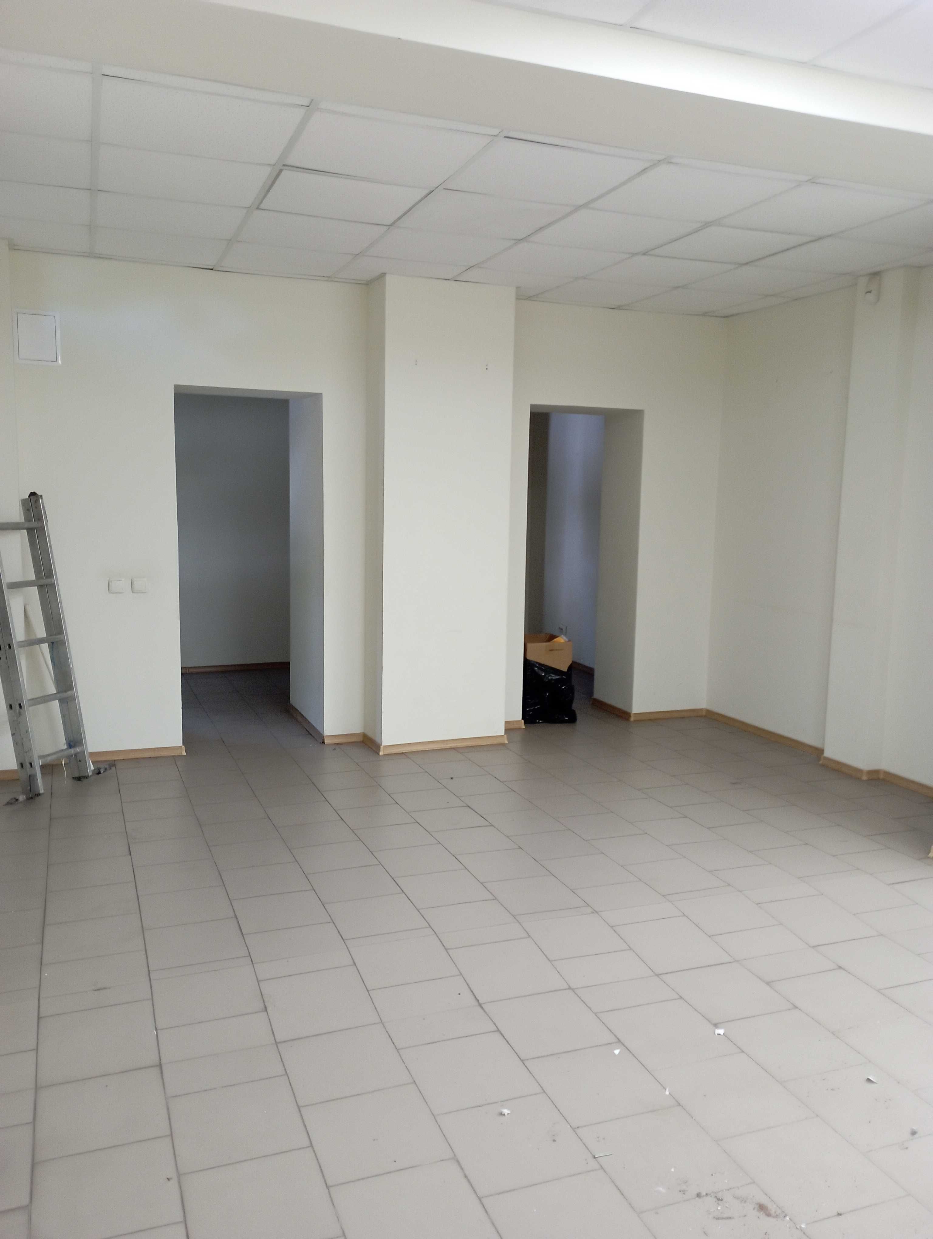 Продам комерційну нерухомість  (ЮГОК)