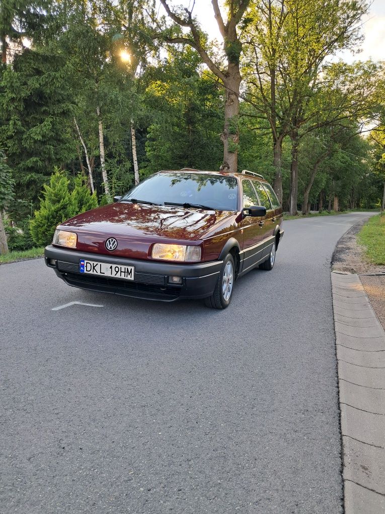 Sprzedam Pasata b3 1.6td gt