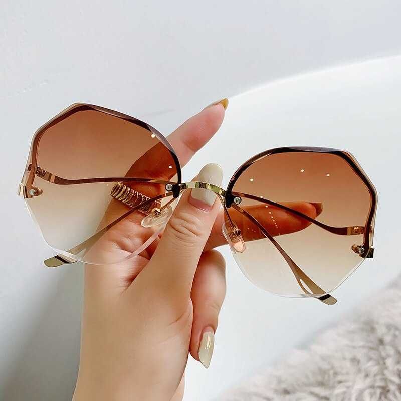 Жіночі сонячні окуляри