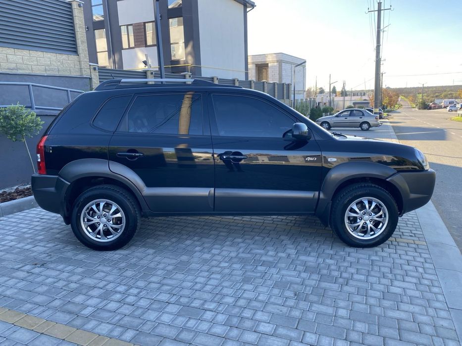 Hyundai Tucson 2007p.