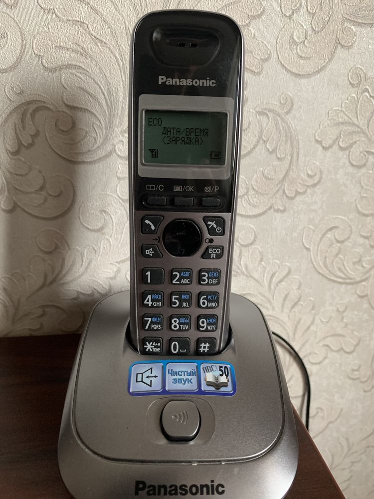 Телефон panasonic