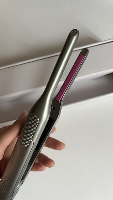 Продам новий тонкий професійний утюжок