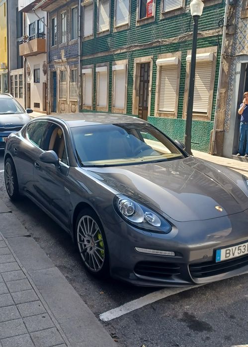 Porsche Panamera S e-hybrid plug in c/ novo c/ garantia