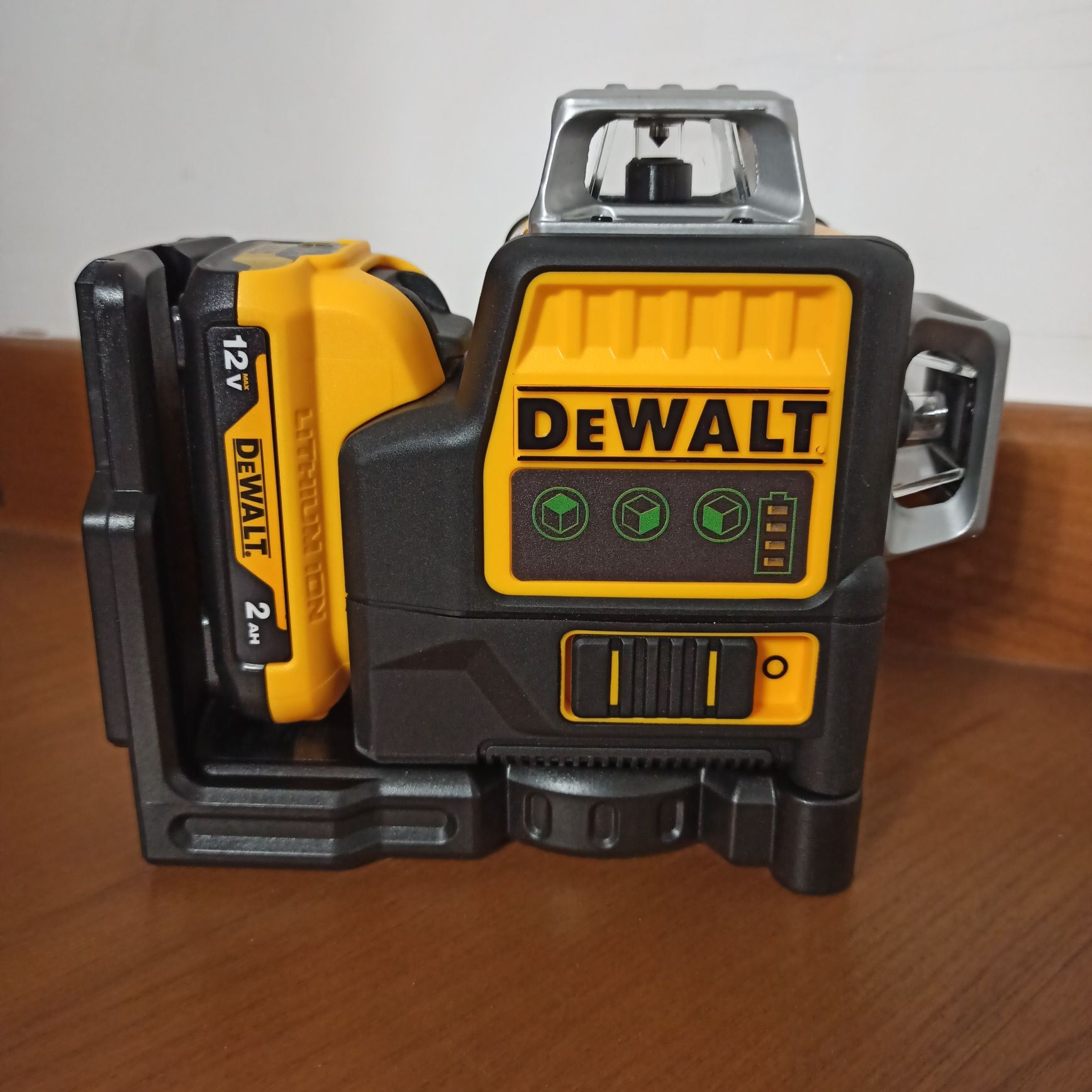 Dewalt 089LG 12 ліній 3D лазерный уровень
