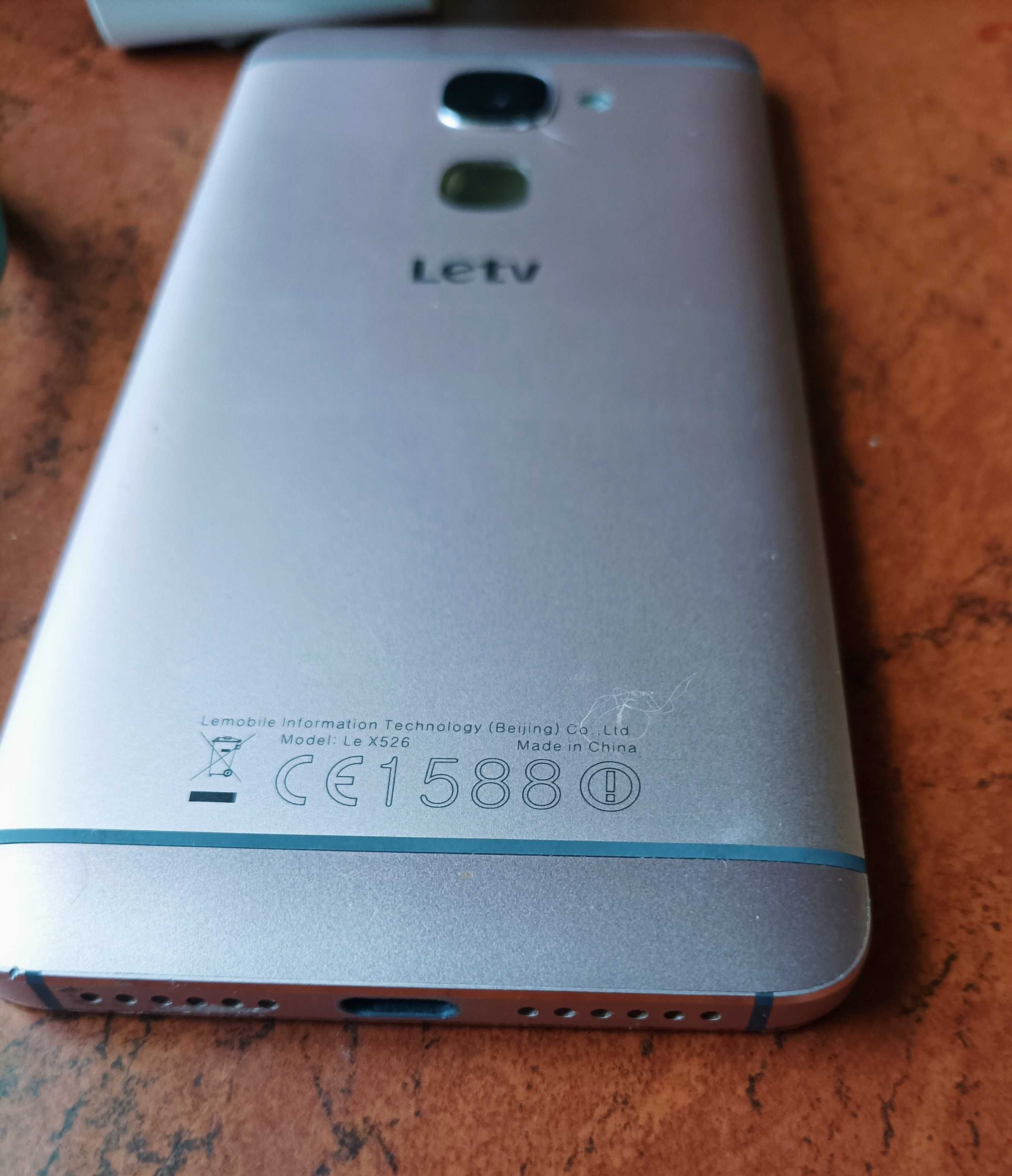 Smartfon LE ECO L2 Model Le X526