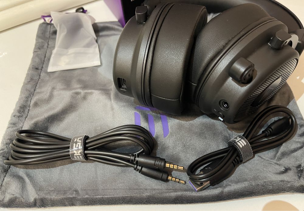 SV Eksa 900 BT 2.4 GHz Wireless Bluetooth Headphones 7.1 USB/Type C