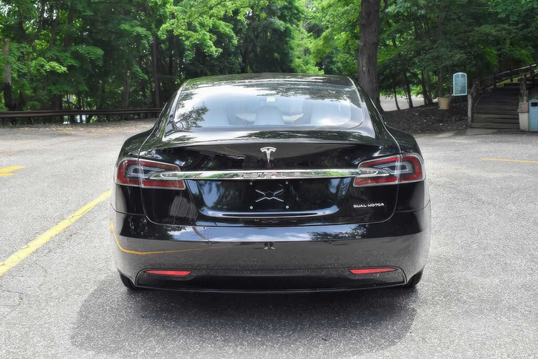 2019 Tesla Model S Standard Range