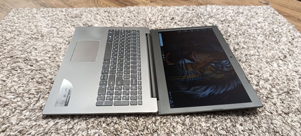 Игровой Lenovo 520-15IKB/i5-8250/8 RAM/SSD 256Gb/Geforce MX 150 2Gb