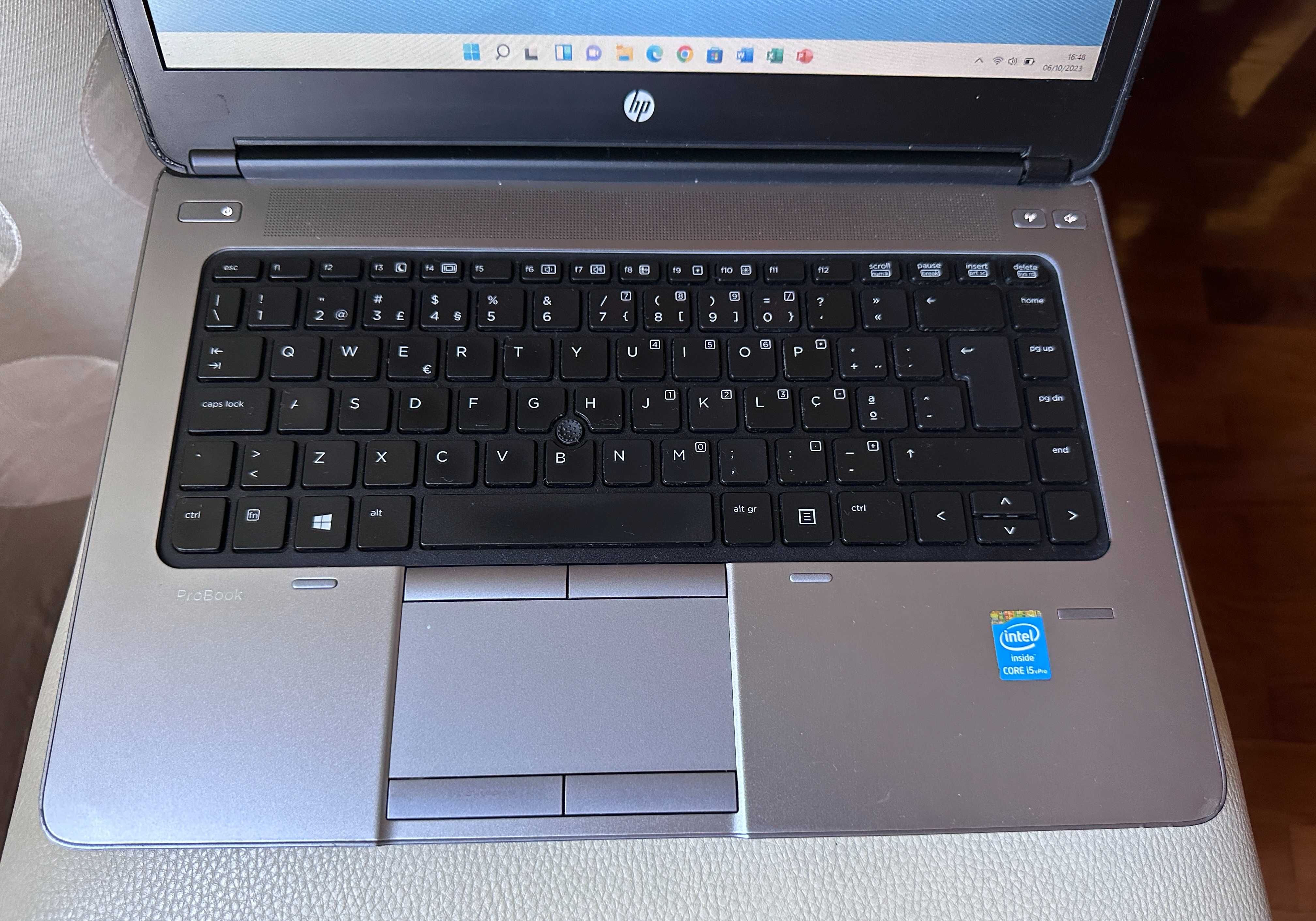 HP Probook 640 G1 14.1"/i5 vPRO 4300M a 2.6Ghz/8Gb Ram/Ssd 250Gb