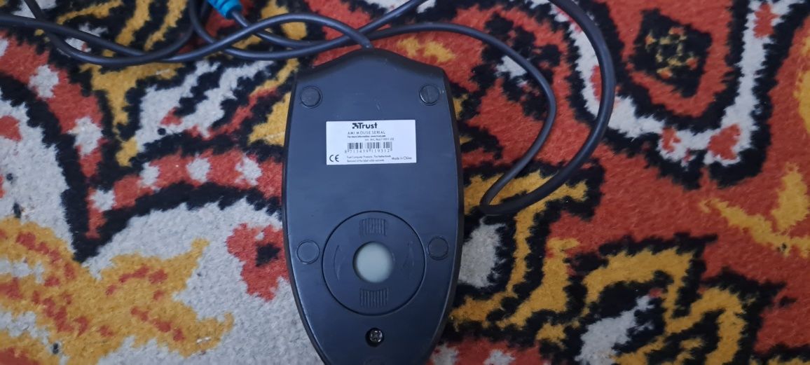 Myszka trust rs232
