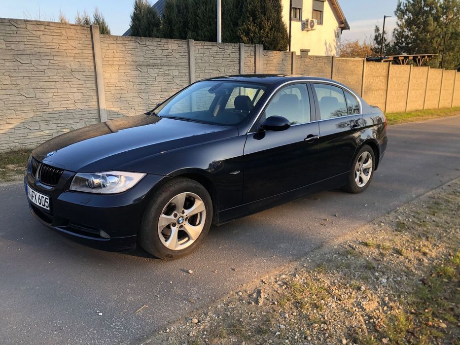 BMW Seria 3 E90 320d 163KM , M47 , 2007 Nawigacja