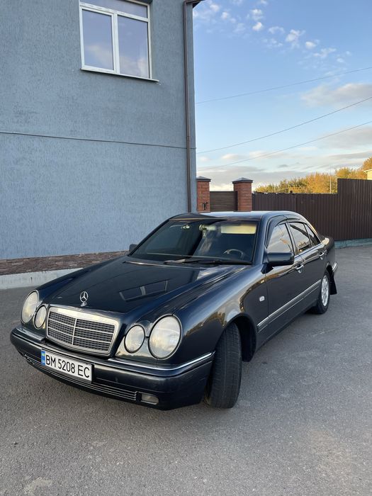 В отличном состояниї мерседес w210 e240 Обмен,Торг!!!