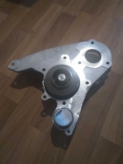 Помпа водяна Iveco Daily 2.3, Fiat 2.3.