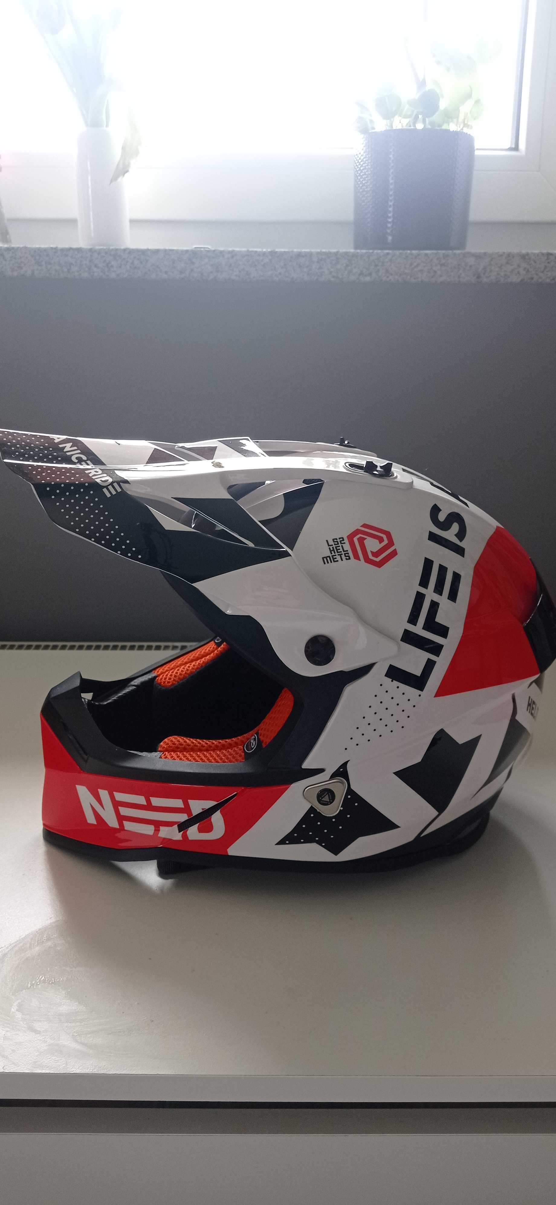 Kask motocyklowy off road LS2