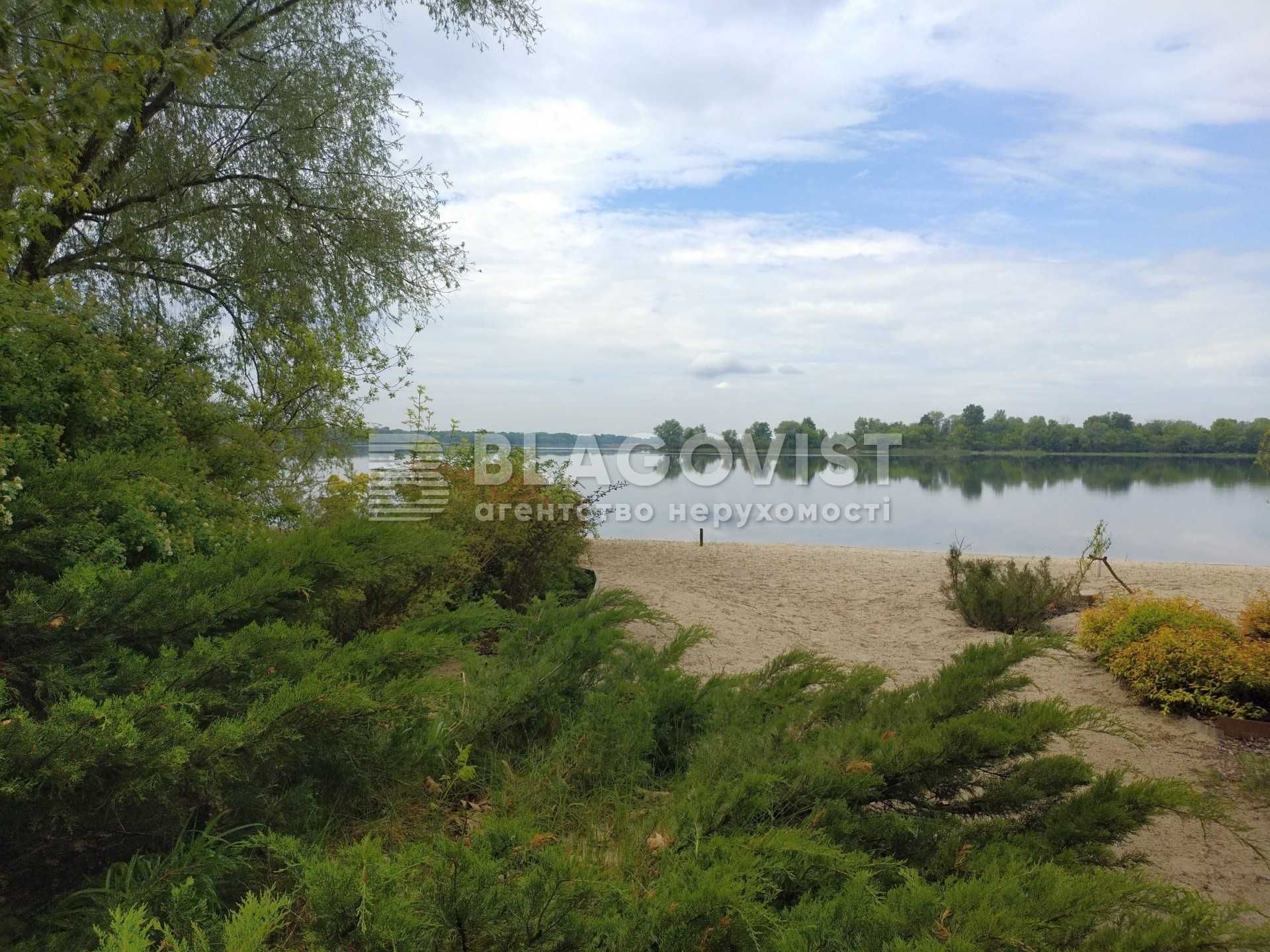 Продаж будинку на березі Дніпра 140м2  землі 25 соток