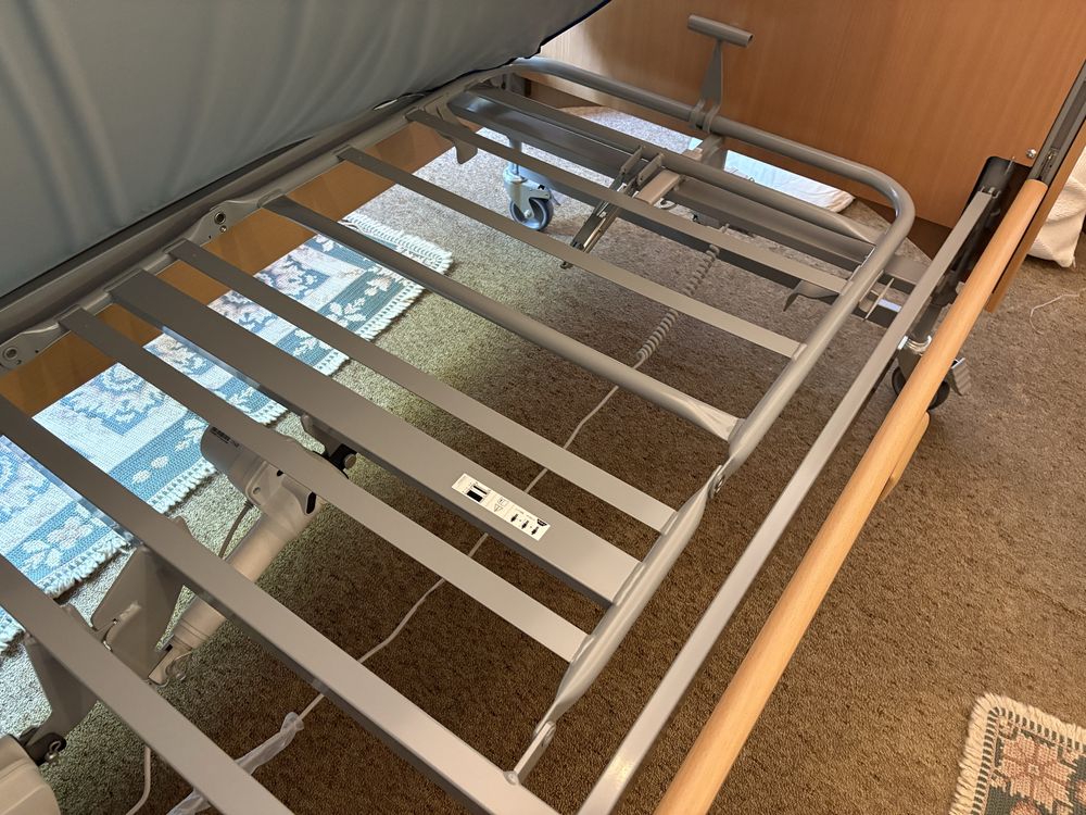 Cama totalmente articulada eletrica