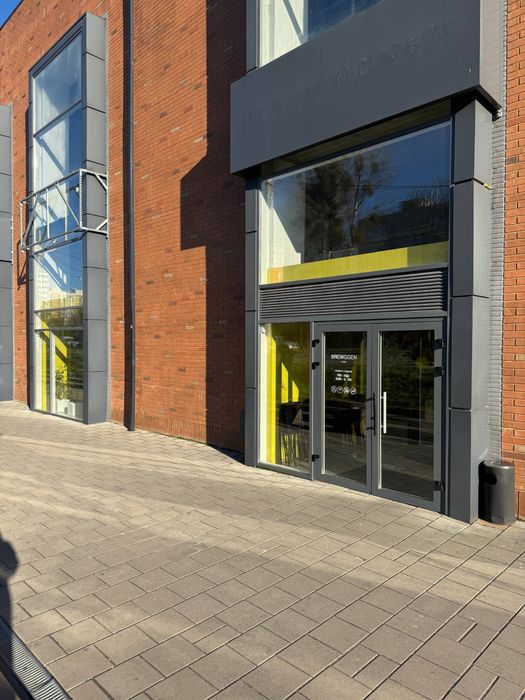 Продається кав’ярня 130 м² з власною кухнею та преміум-обладнанням