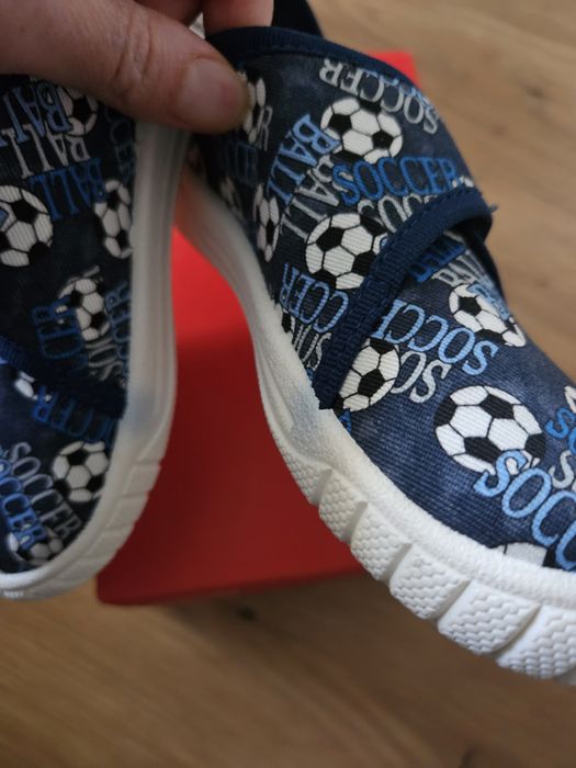 Kapcie dla chłopca superfit 29 nowe