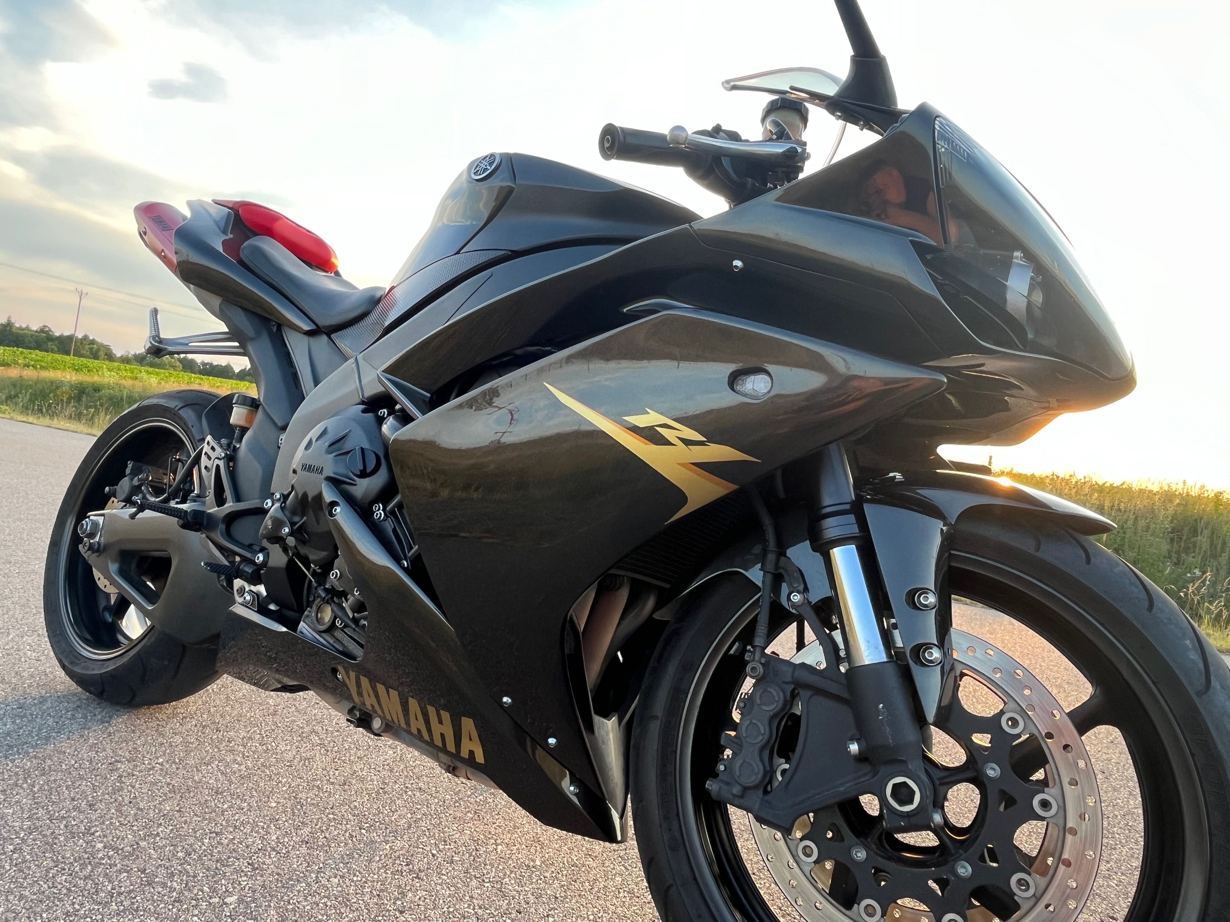 Yamaha r1 rn19/YZF R1