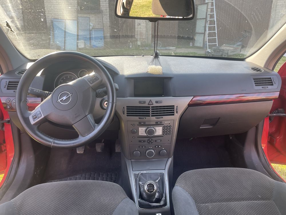 Opel Astra 2.0 turbo
