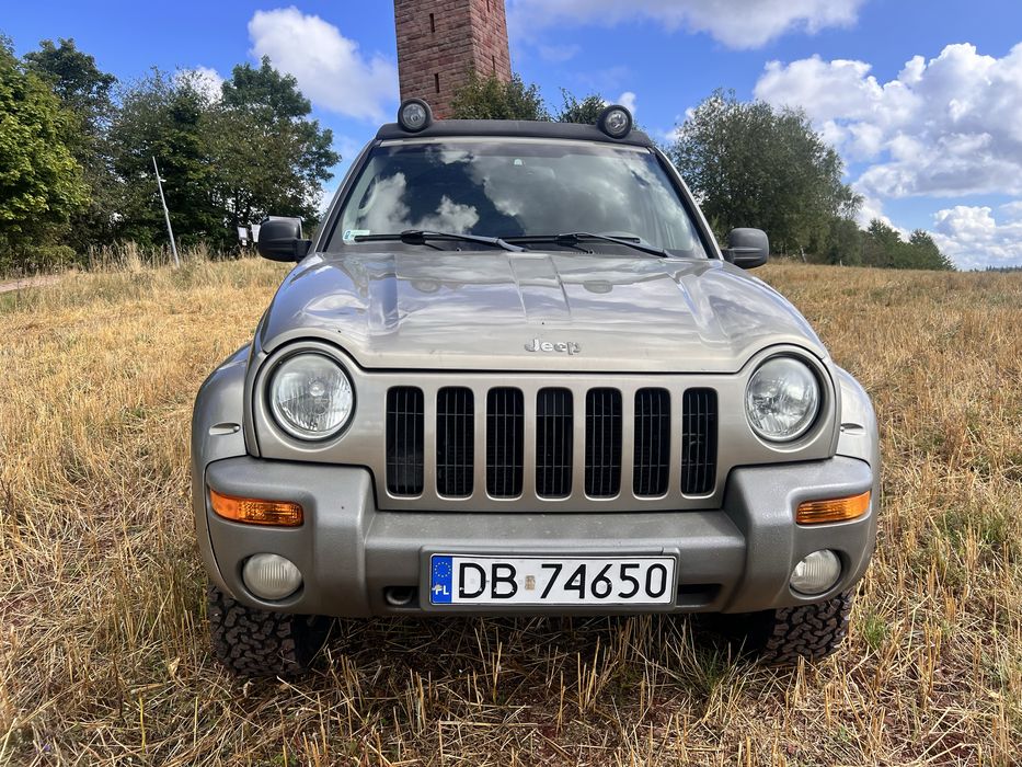 Jeep Cherokee KJ 2.8 CRD Renegade 4x4 Nowe Opony A/T Zdrowa blacharka