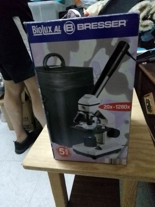 Microscópio BioLux 20x - 1280x Bresser