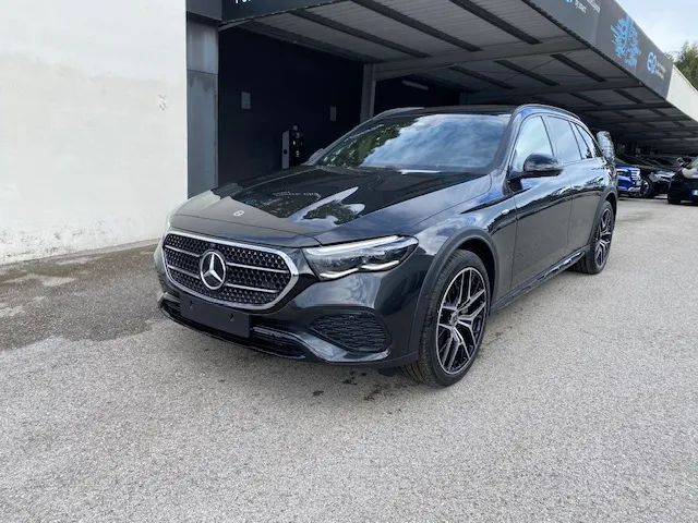 Mercedes-Benz E 300 de 4Matic All-Terrain