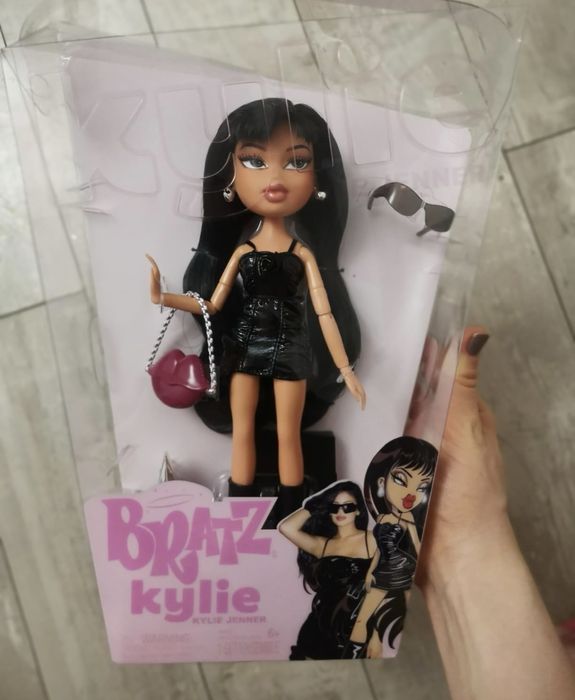 Bratz x Kylie Jenner - Lalka  Day Fashion -