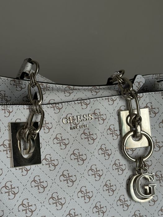 Жіноча сумка Guess