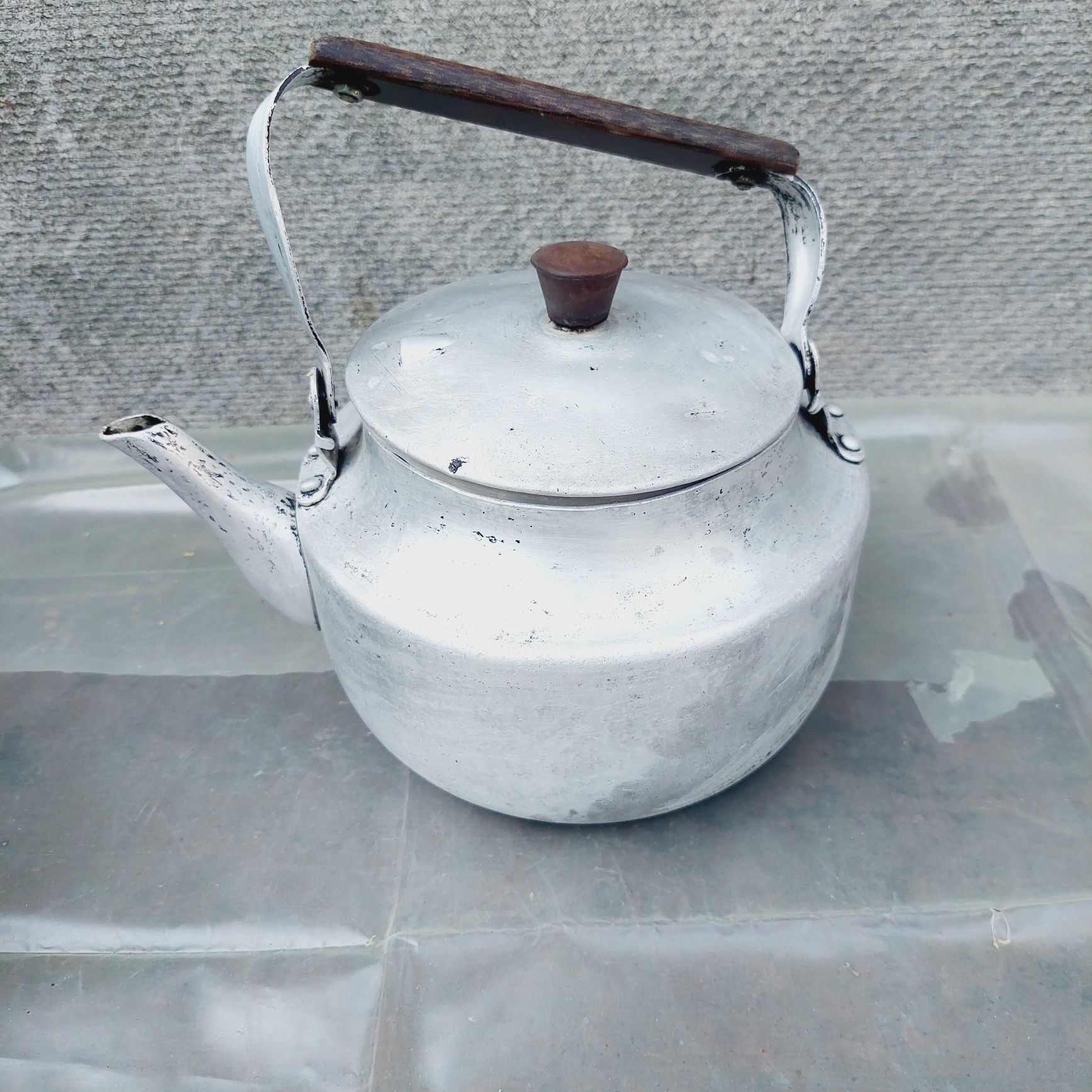 Кастрюли,сковороды,,миски