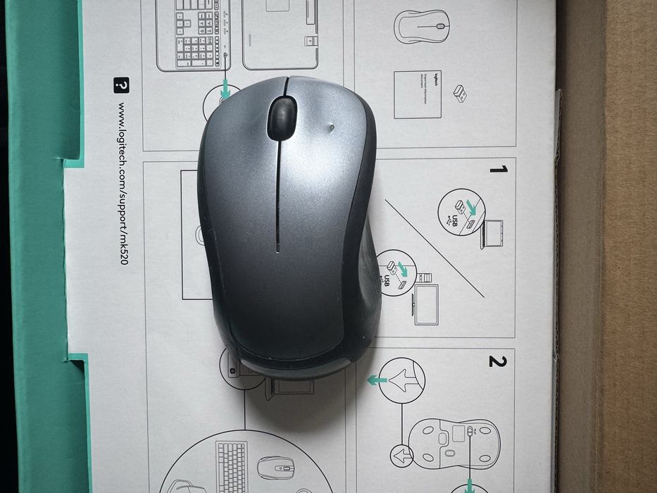 Zestaw klawiatura + myszka, bezprzewodowe  MK520 ADVANCED
