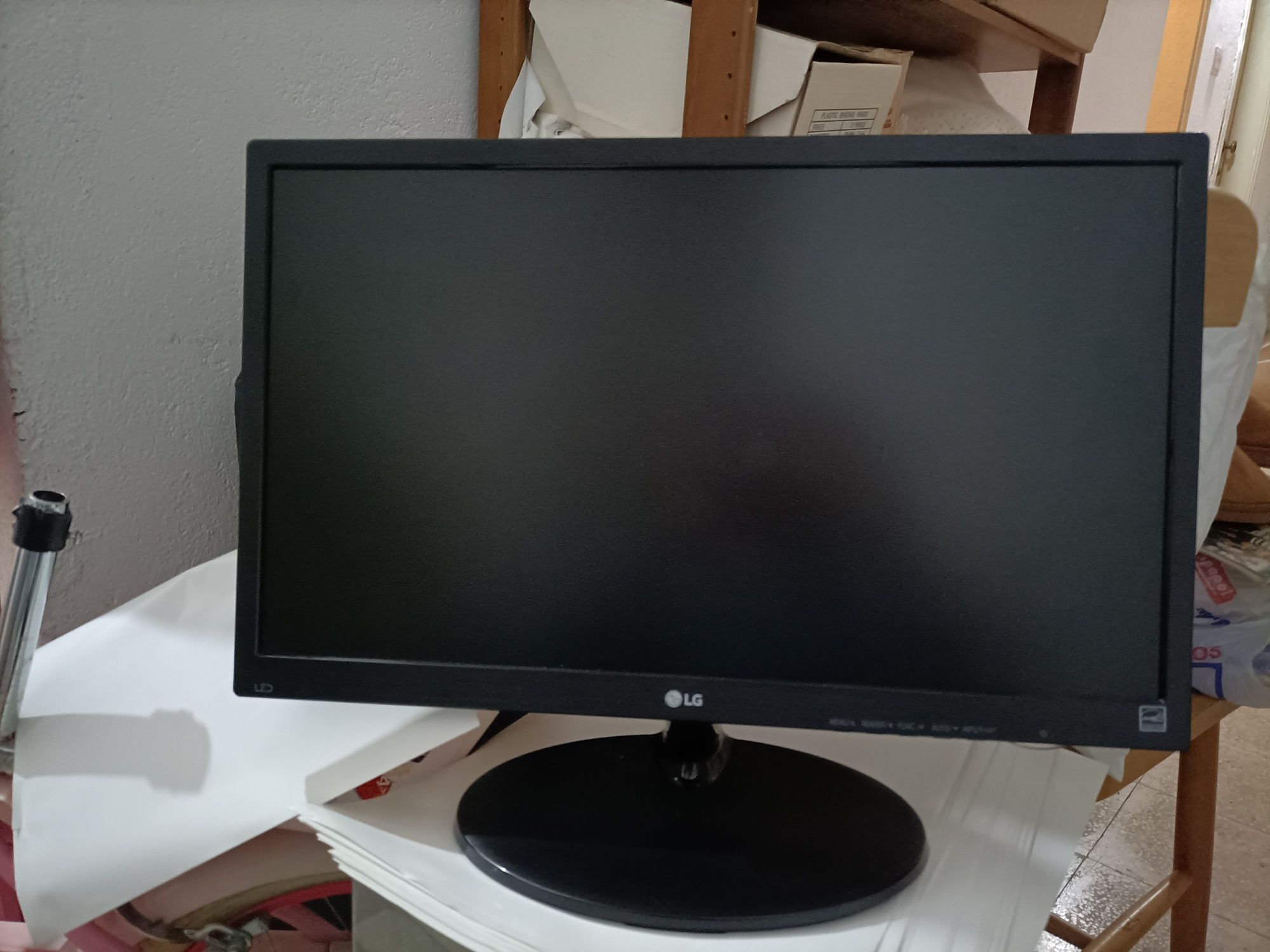 Monitor LG 22M38A - LED 21.5 FULL