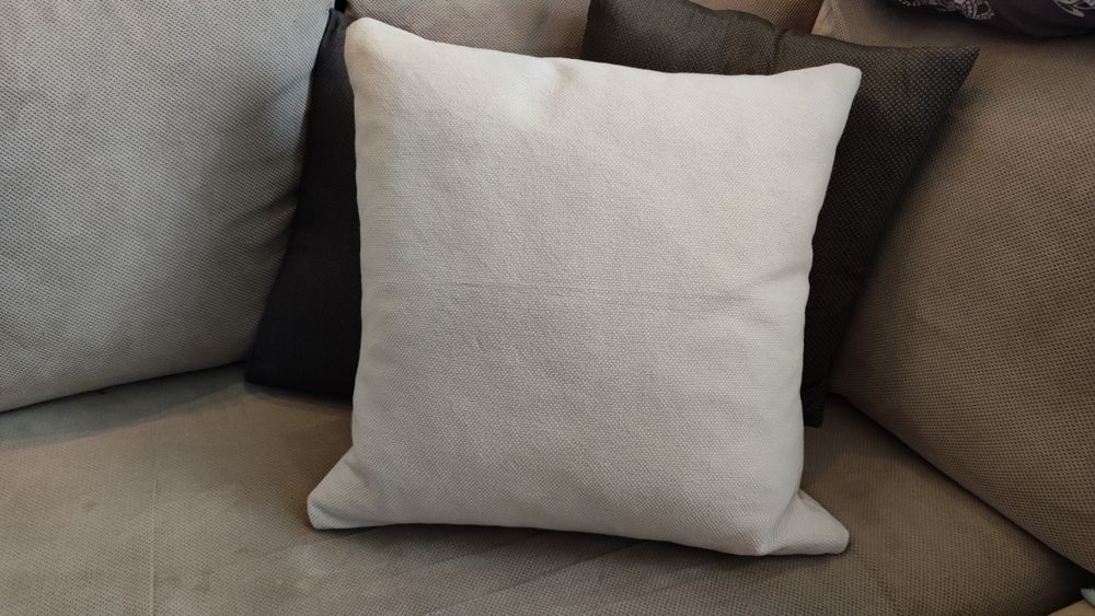 IKEA SANDTRAV poduszka 45 x 45 cm, beżowa, kacze pierze