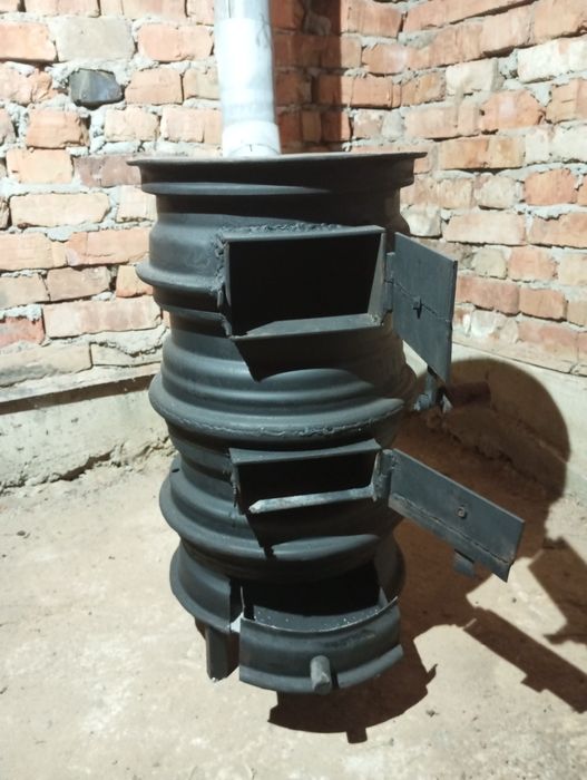 Буржуйка з дисків