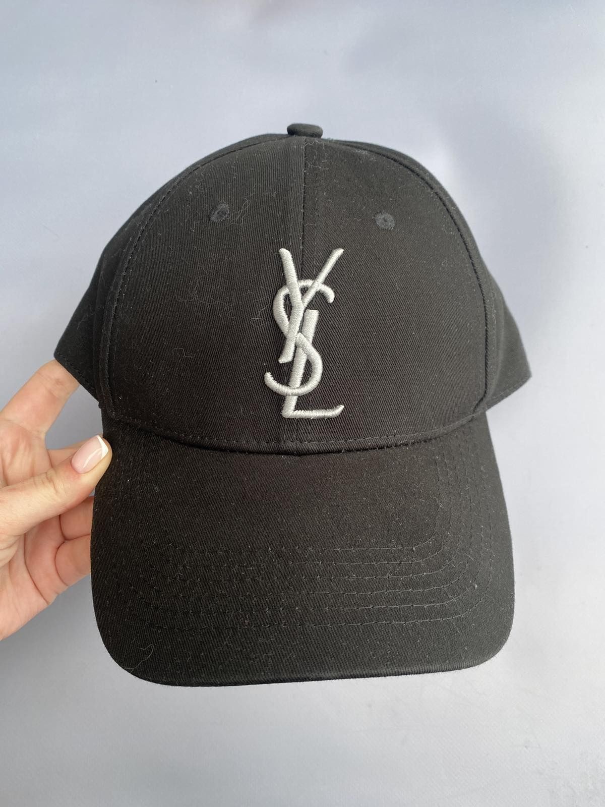 Кепка Yves Saint Laurent YSL