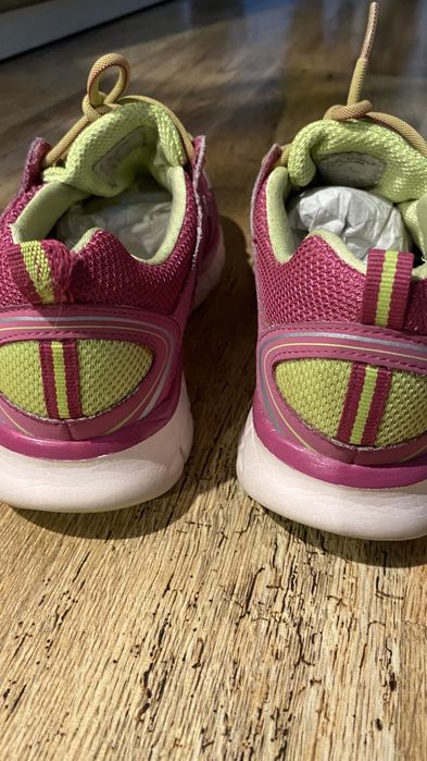 Кроссовки skechers 37,5