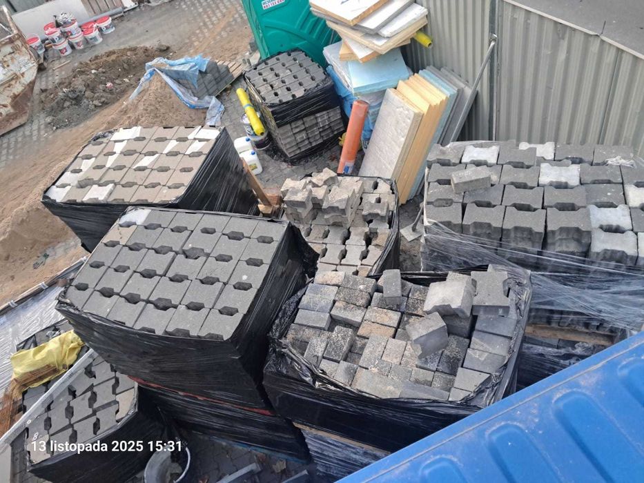 Sprzedam używaną kostkę brukową behaton i holand