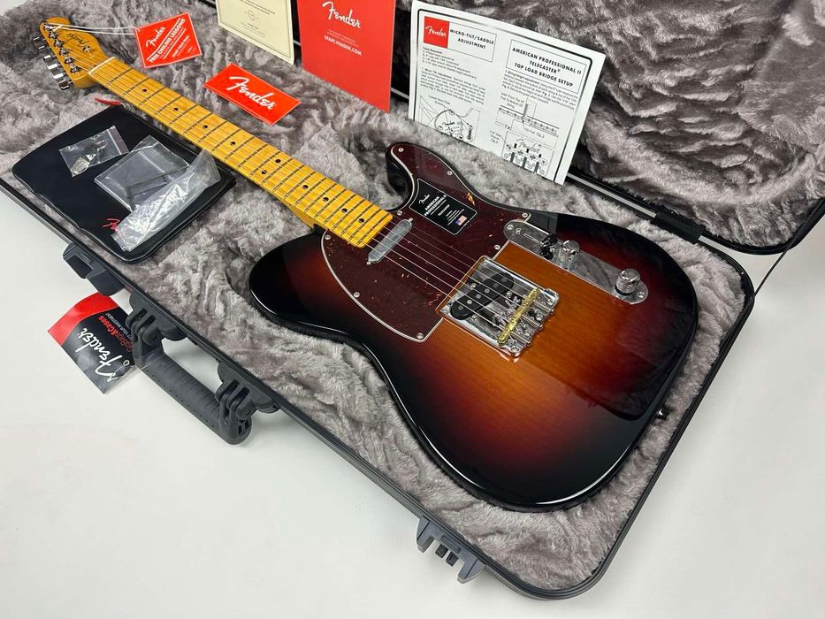 2023 Fender American Professional II Telecaster Sunburst (New, 1590$)