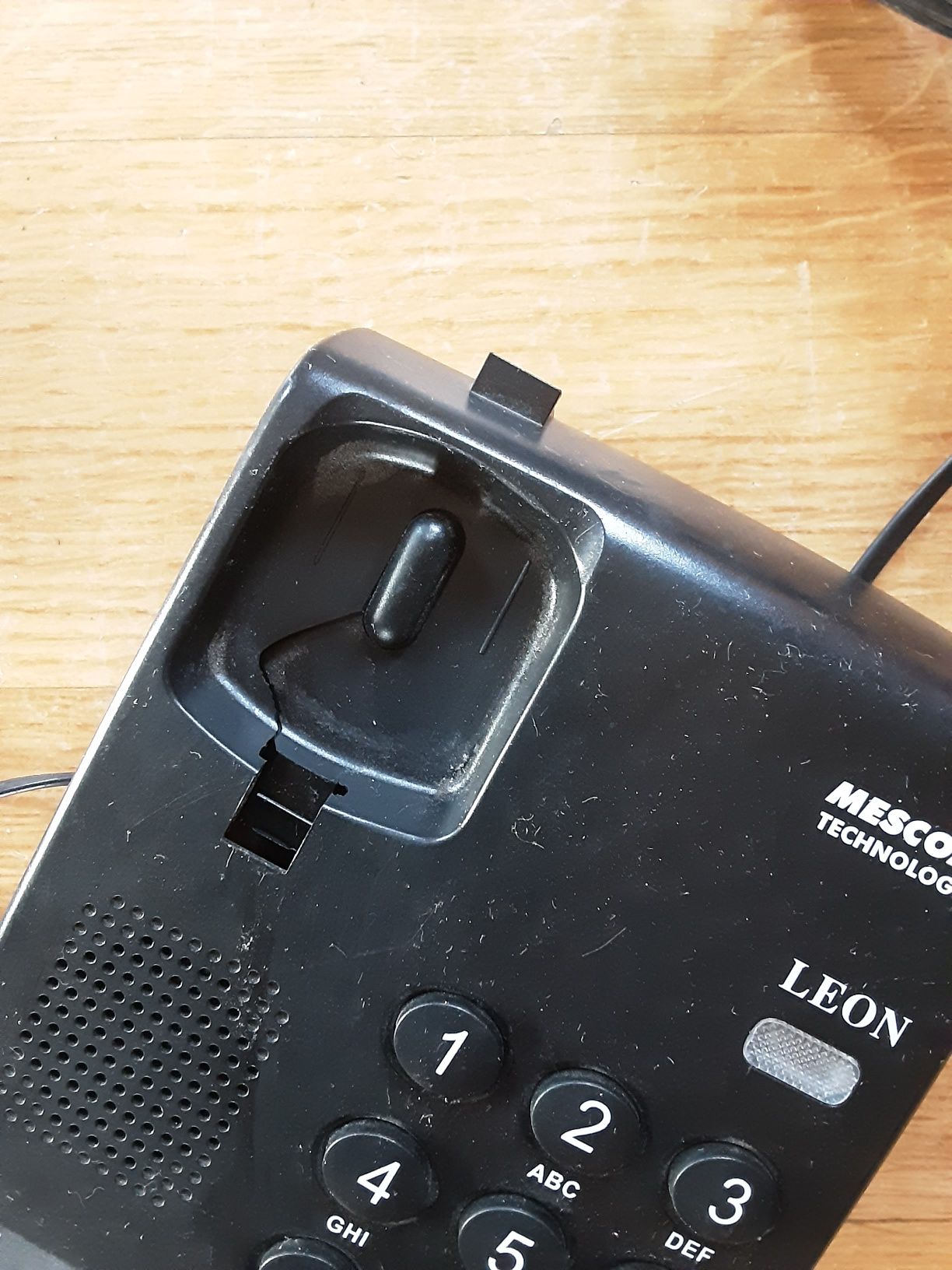 Telefon stacjonarny Leon